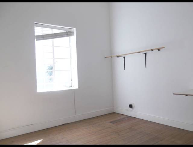 4 bed property to rent in WOODSTOCK